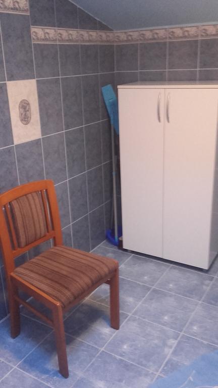 Corry 1 Apartman Ravni Kültér fotó